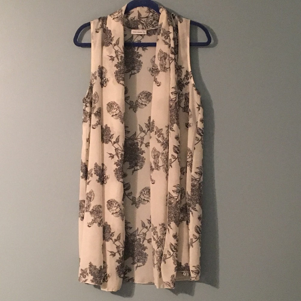 Susan Grave printed, chiffon vest medium